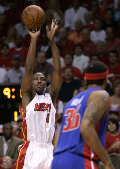 用首轮选秀 用首轮选秀